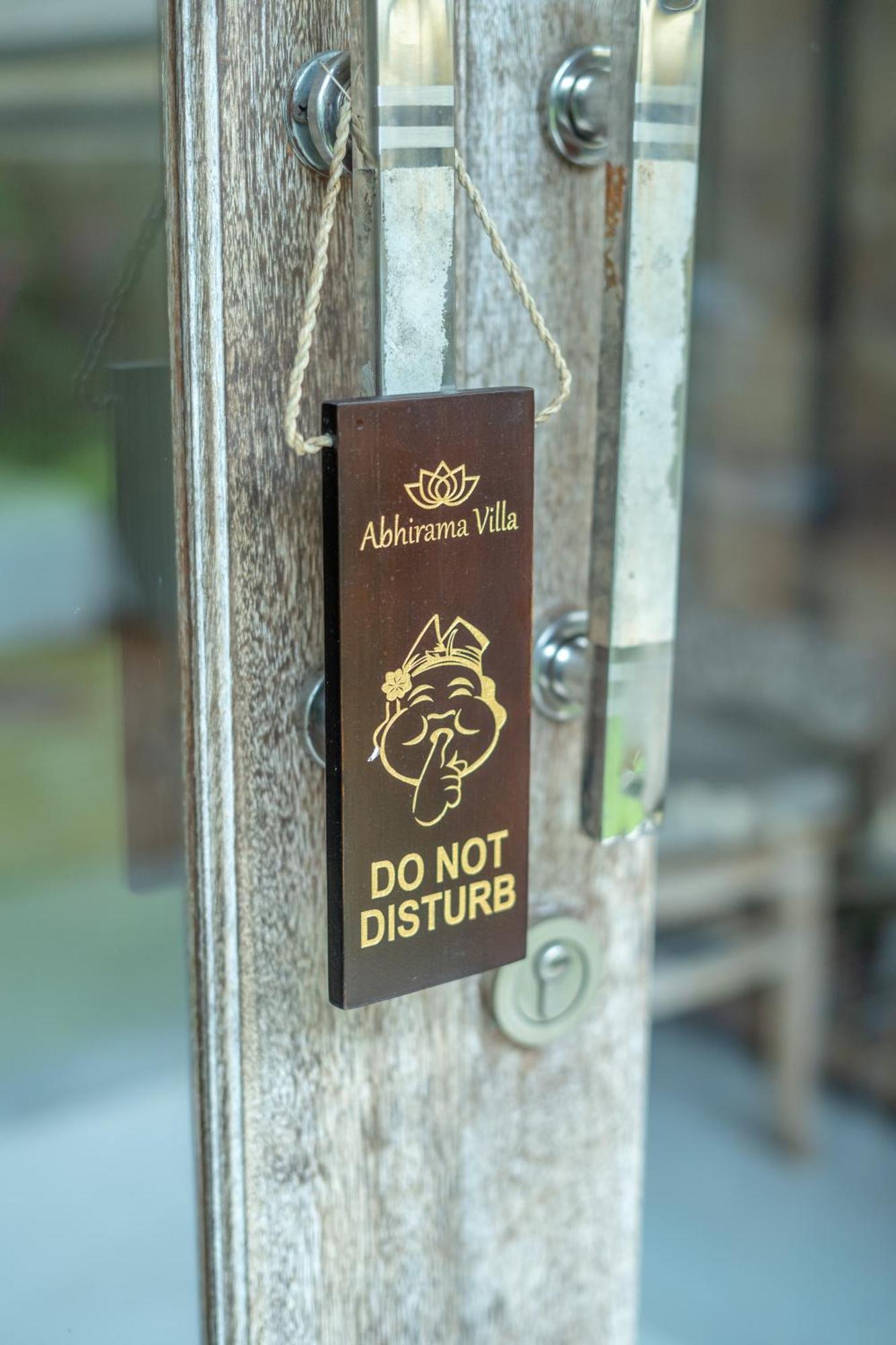 Abhirama Villas And Spa 乌布 外观 照片